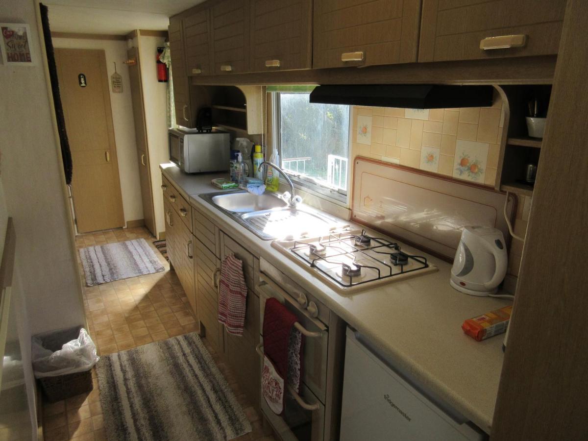 'The Cabin'. A Cosy Private & Secure Holiday Home. Padeswood المظهر الخارجي الصورة